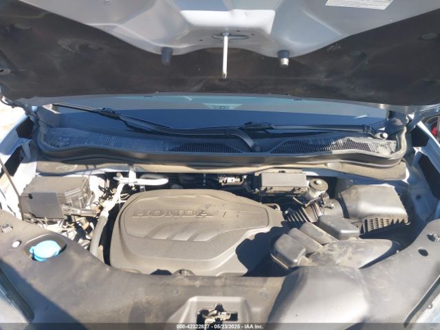 5FNYF7H52NB002772 Honda Passport 2wd Ex-l
