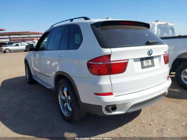 2011 BMW X5 5UXZW0C52BL659596 Photo 2