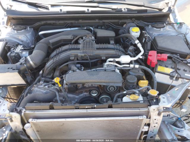 JF1GUABC3R8238767 Subaru Impreza Base 5-door