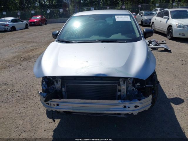 JF1GUABC3R8238767 Subaru Impreza Base 5-door