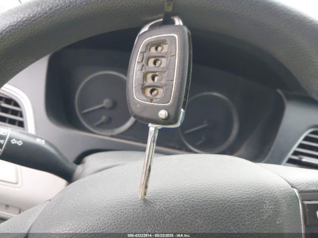 5NPE24AF4GH264670 Hyundai SONATA SE