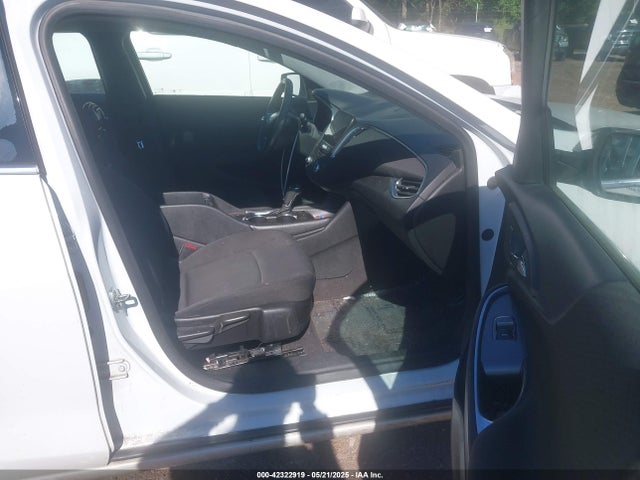1G1ZE5ST3GF304002 Chevrolet MALIBU 1LT
