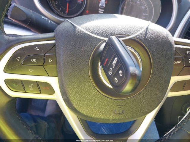 2017 JEEP CHEROKEE 1C4PJMJS1HW645039 Photo 10