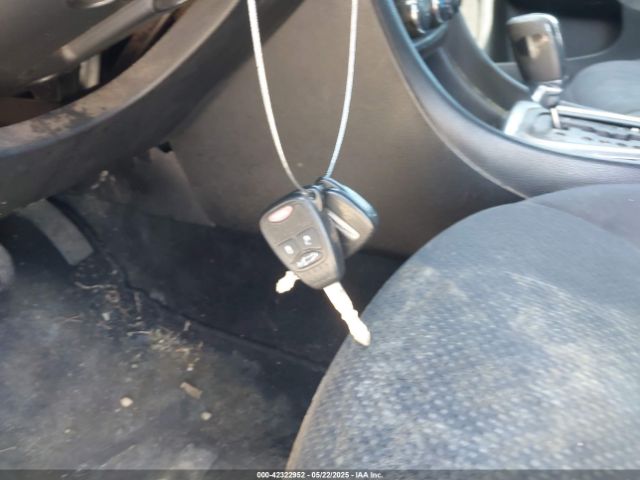 2013 CHRYSLER 200 1C3CCBAB0DN685534 Photo 10