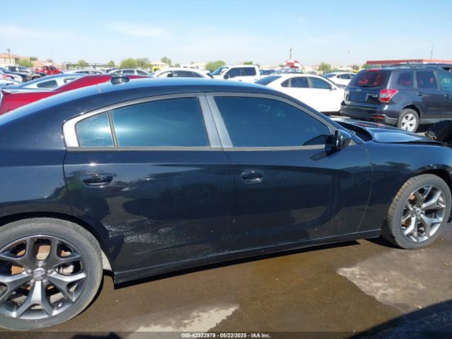2C3CDXHG5FH784907 Dodge Charger Sxt