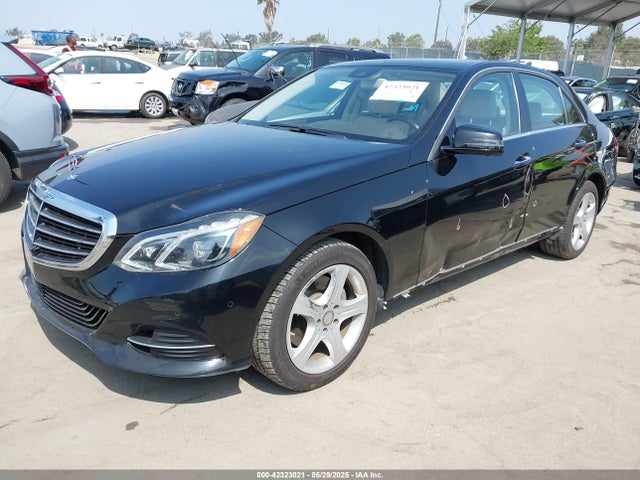 WDDHF8JB1GB279978 Mercedes-Benz 2016