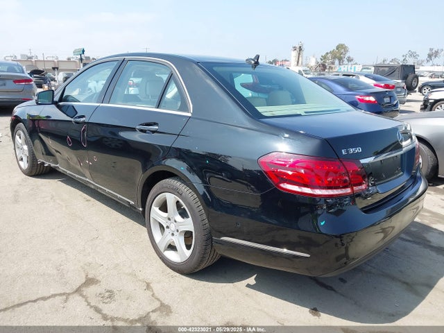 WDDHF8JB1GB279978 Mercedes-Benz 2016