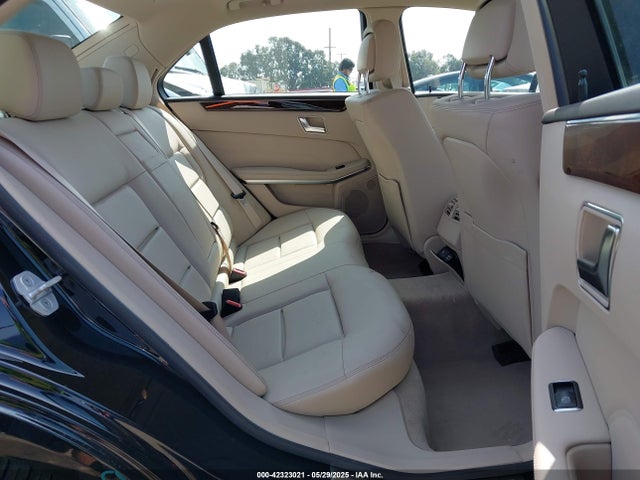 WDDHF8JB1GB279978 Mercedes-Benz 2016