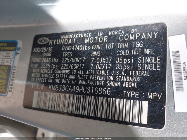 KM8J3CA49HU316866 Hyundai TUCSON SE