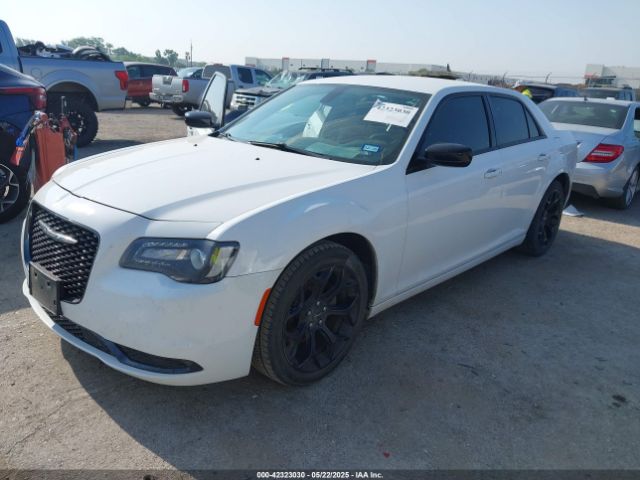 2019 CHRYSLER 300 2C3CCAAG3KH589876 Photo 1