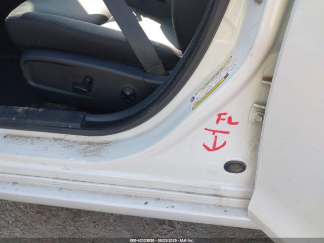 2019 CHRYSLER 300 2C3CCAAG3KH589876 Photo 5