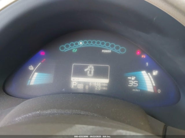 1N4BZ0CPXGC300327 Nissan 2016