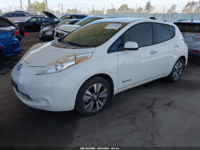 1N4BZ0CPXGC300327 Nissan 2016