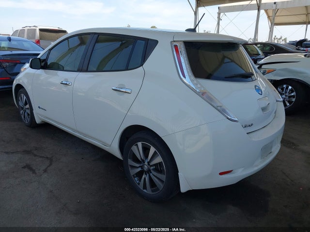 1N4BZ0CPXGC300327 Nissan 2016