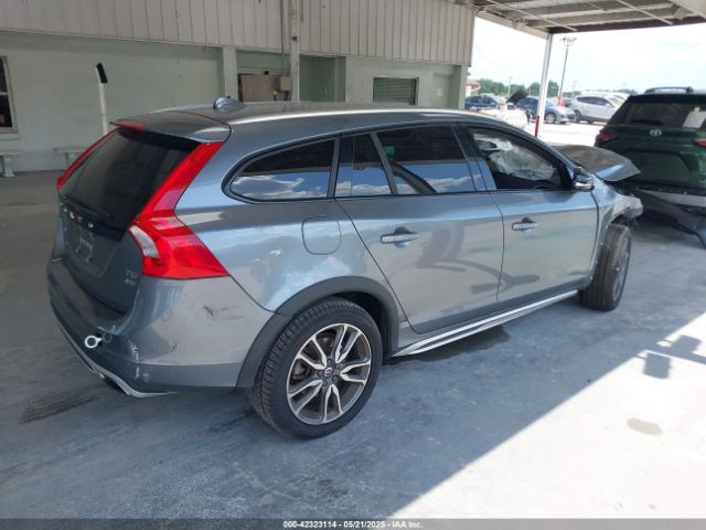 YV440MWK6J2048820 Volvo V60 Cross Country T5