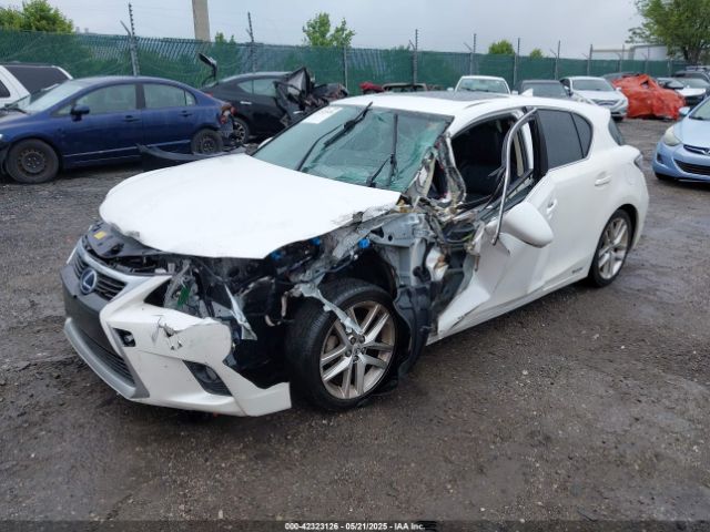 JTHKD5BH0F2217797 Lexus CT 200H