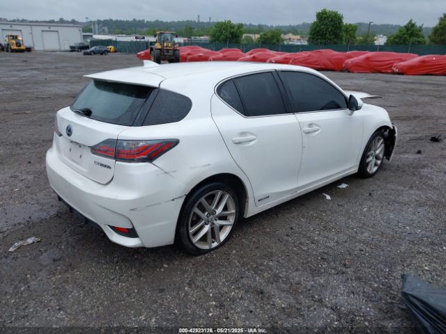 JTHKD5BH0F2217797 Lexus CT 200H