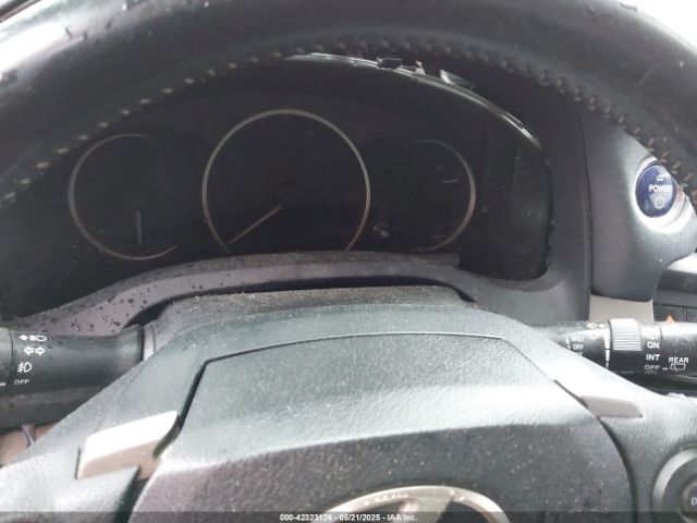 JTHKD5BH0F2217797 Lexus CT 200H