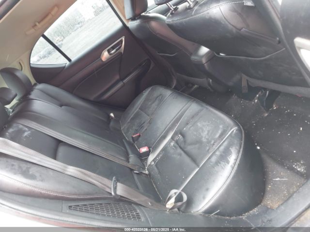 JTHKD5BH0F2217797 Lexus CT 200H