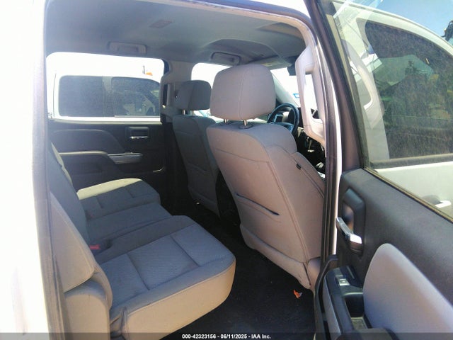 3GCUKREC2JG101976 Chevrolet Silverado 1500 2lt