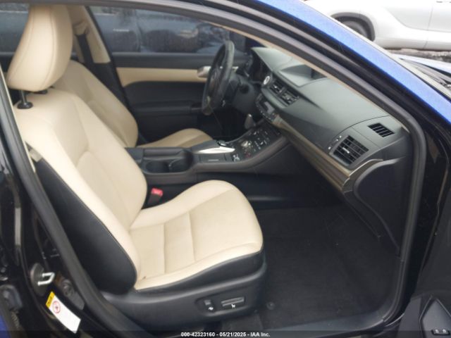 JTHKD5BH2E2178628 Lexus 2zr-fxe+3jm