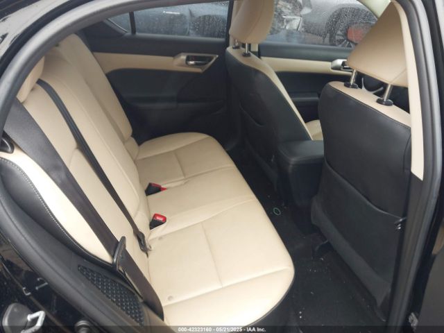 JTHKD5BH2E2178628 Lexus 2zr-fxe+3jm