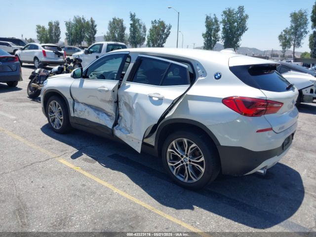 2020 BMW X2 WBXYJ1C03L5N93929 Photo 2