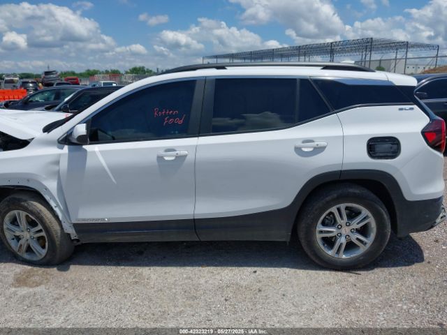 3GKALMEVXNL252859 GMC lyx