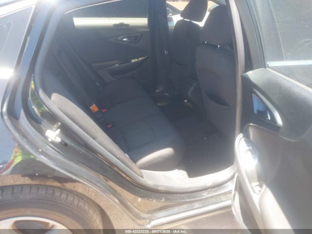 1G1ZC5ST2HF261103 Chevrolet Malibu 1fl