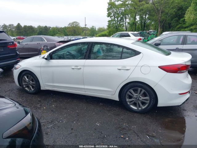 5NPD84LF6HH114536 Hyundai ELANTRA SE