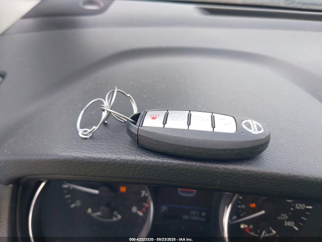 JN1BJ1BW0MW670554 Nissan Rogue Sport Sv Awd Xtronic Cvt