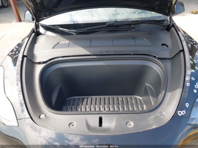 7SAYGDEE5SA339710 Tesla 2025