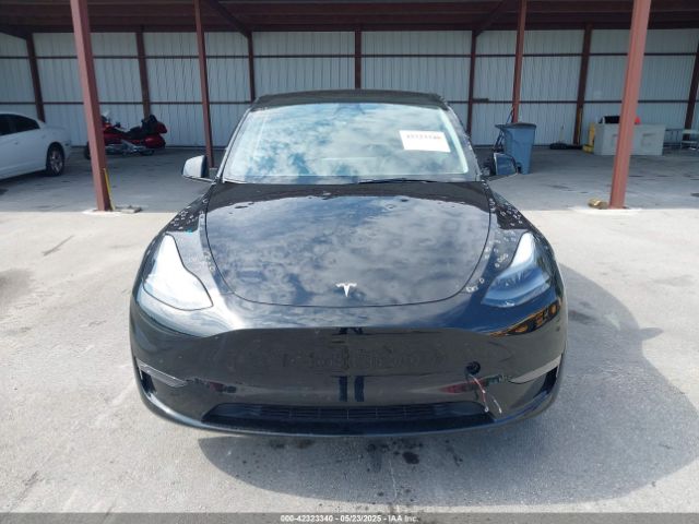 7SAYGDEE5SA339710 Tesla 2025