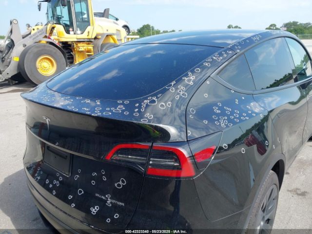 7SAYGDEE5SA339710 Tesla 2025