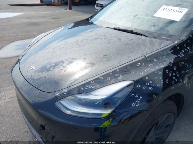 7SAYGDEE5SA339710 Tesla 2025