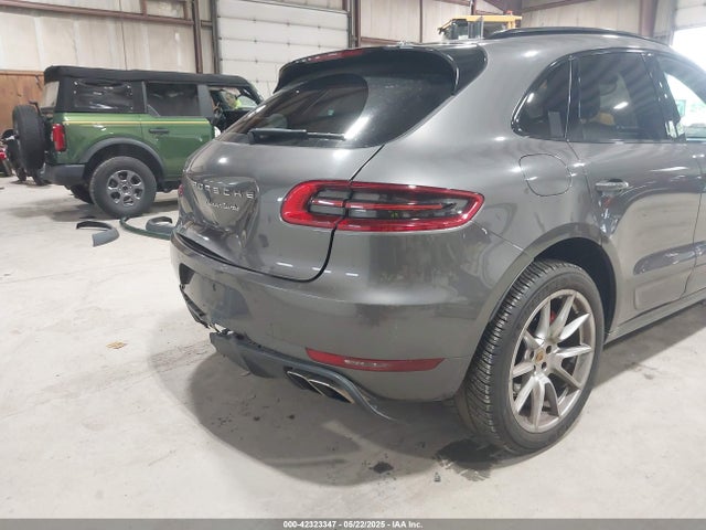 WP1AF2A52FLB92570 Porsche Macan Turbo