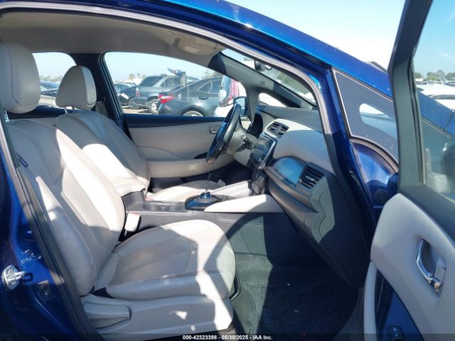 1N4AZ1CP1JC306753 Nissan Leaf Sl