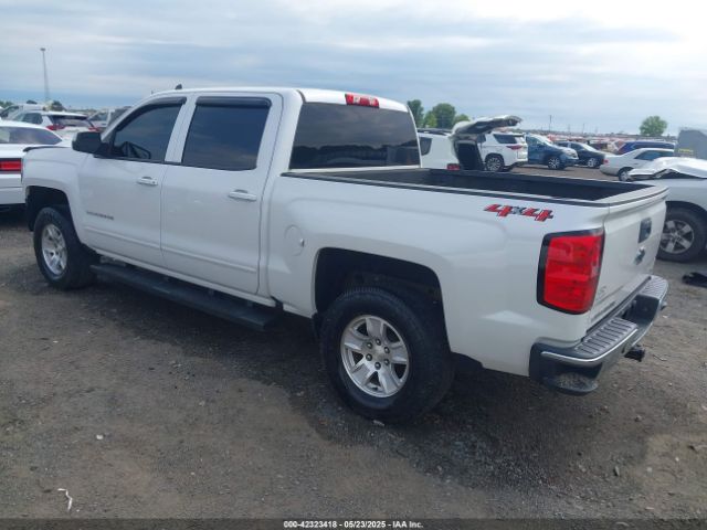 2018 CHEVROLET SILVERADO 1500 3GCUKREC4JG255489 Photo 2