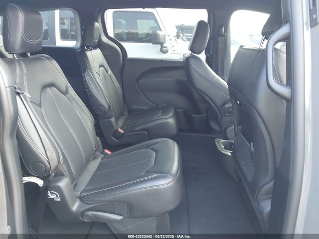 Chrysler Pacifica Select 2025 2C4RC1BG1SR504290 Image 8