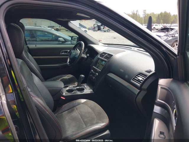 1FM5K7D88JGB30296 Ford EXPLORER XLT