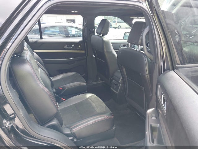 1FM5K7D88JGB30296 Ford EXPLORER XLT