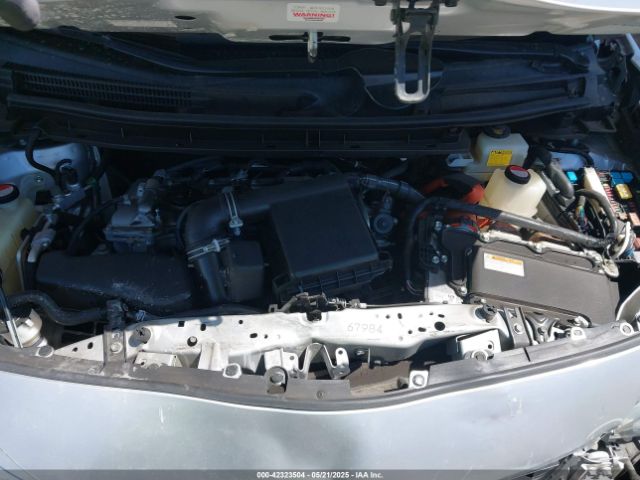 JTDKN3DU9F1958534 Toyota Prius Two