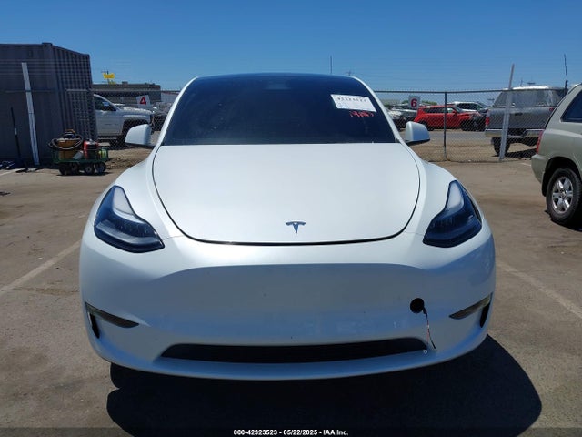 7SAYGDEE4SF302702 Tesla Model Y