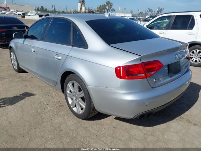 2011 AUDI A4 WAUAFAFL0BN039748 Photo 2