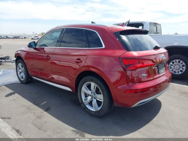 WA1BNAFY9J2038114 Audi Q5 2.0t Premium/2.0t Tech Premium