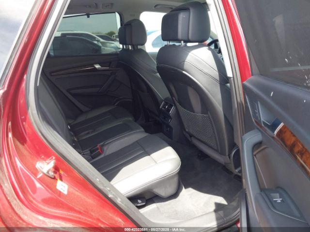 WA1BNAFY9J2038114 Audi Q5 2.0t Premium/2.0t Tech Premium