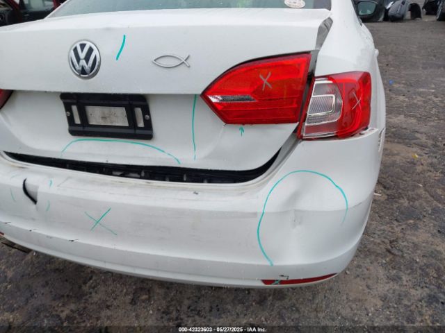 3VW2K7AJ9EM306523 Volkswagen Jetta 2.0l S