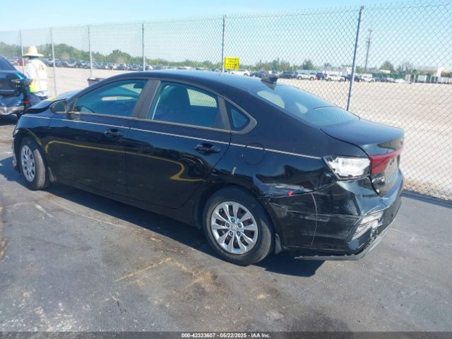 3KPF24AD7KE097611 KIA FORTE FE