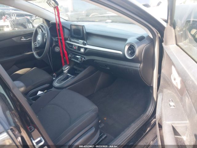 3KPF24AD7KE097611 KIA FORTE FE
