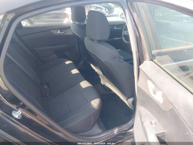 3KPF24AD7KE097611 KIA FORTE FE